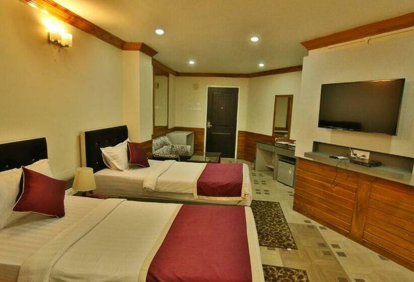 Номер Deluxe, Gateway Shillong