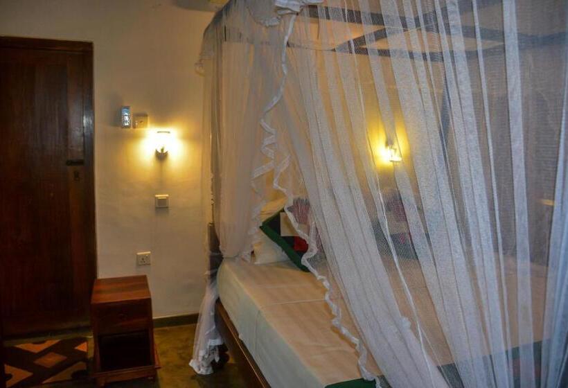 Номер Deluxe с Балконом, Goyambokka Guesthouse