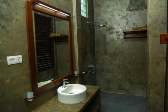 标准间带游泳池, Goyambokka Guesthouse