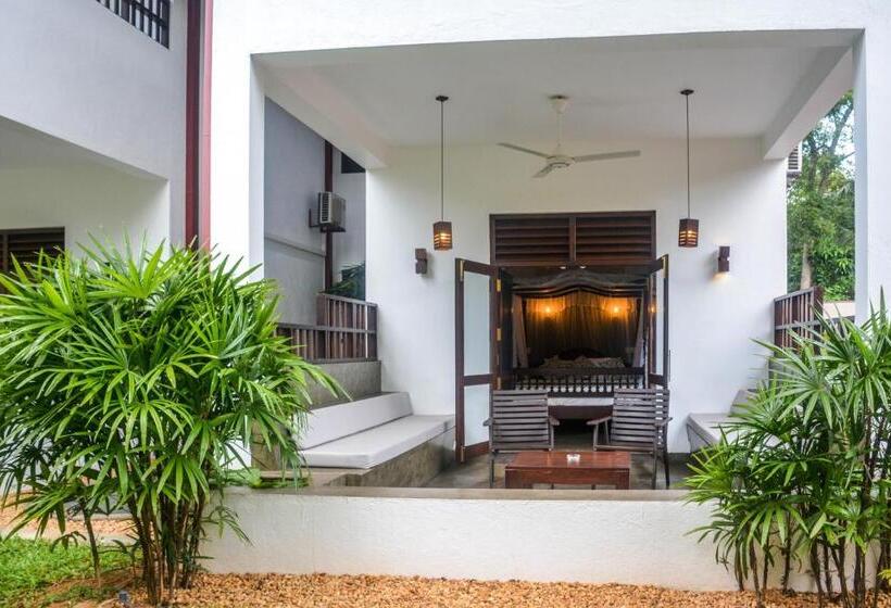 标准间带游泳池, Goyambokka Guesthouse