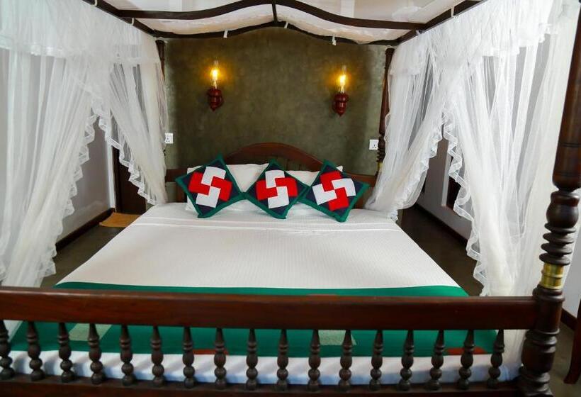 标准间带游泳池, Goyambokka Guesthouse