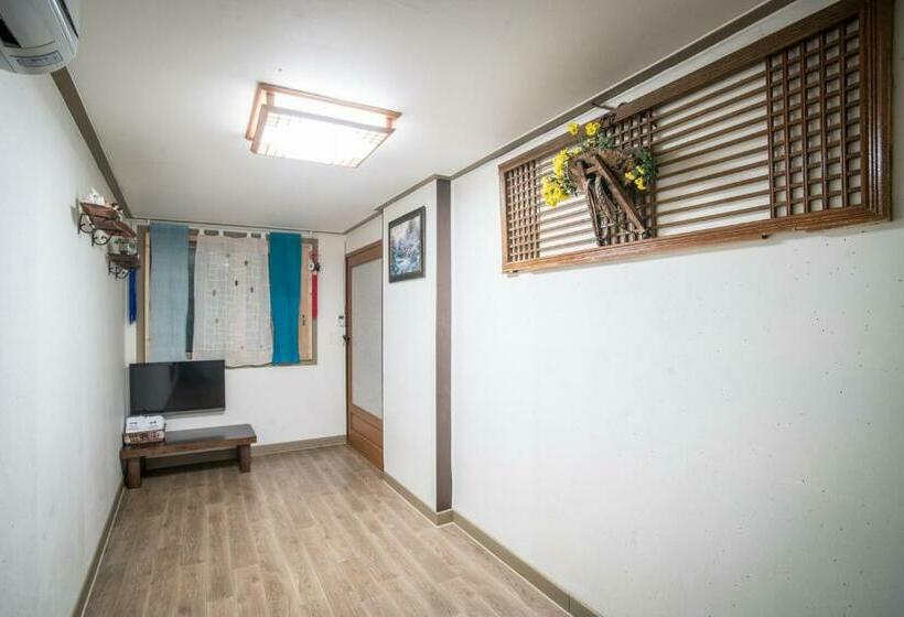 غرفة قياسية رباعية, Hanok Story Guesthouse