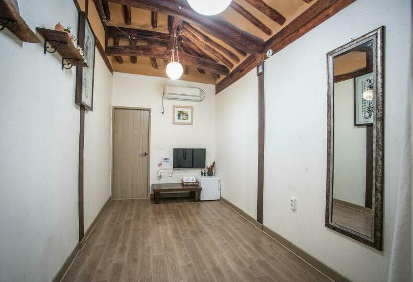 غرفة قياسية رباعية, Hanok Story Guesthouse