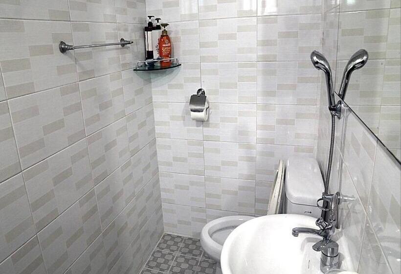 إستوديو قياسى, Hanok Story Guesthouse