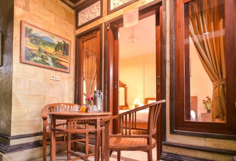 带阳台的豪华间, Kamar Suci House