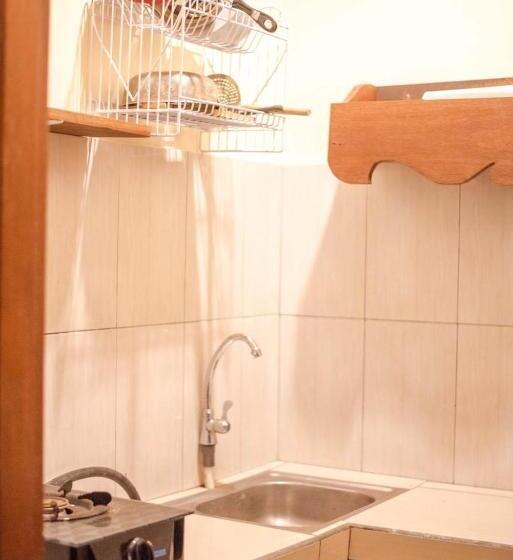 豪华房间, Kamar Suci House