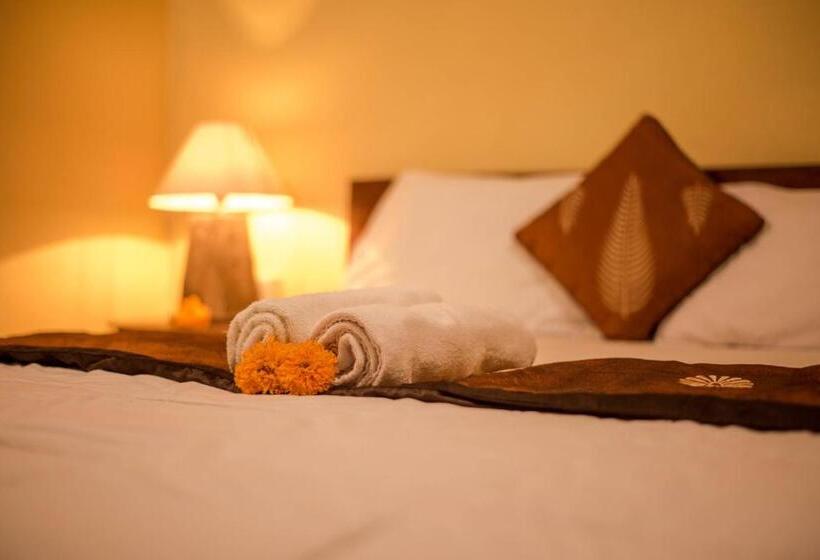 经济房, Kamar Suci House