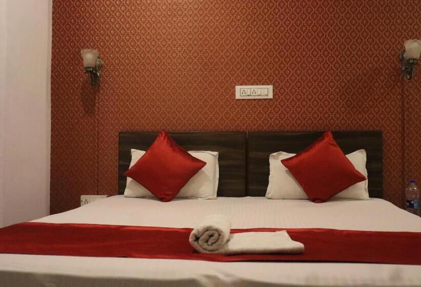 バルコニー付きデラックスルーム, Shiv Palace