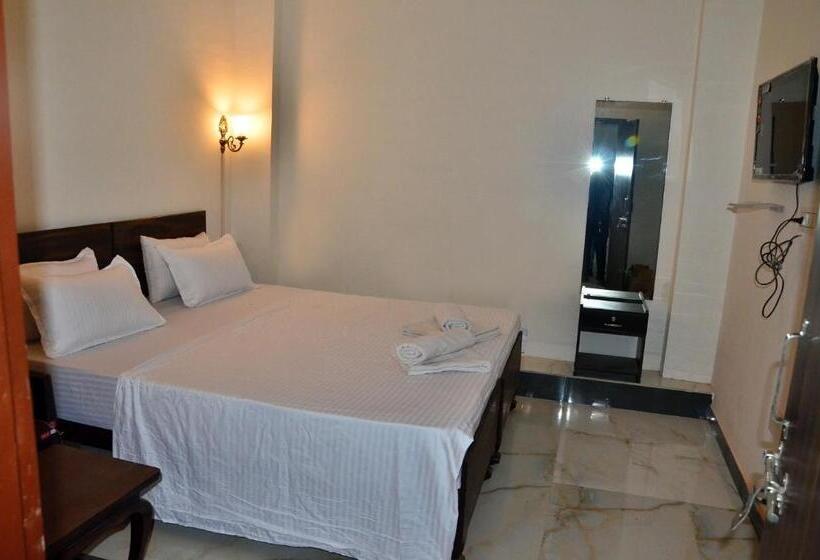 デラックスルーム, Shiv Palace