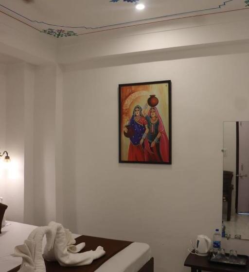 デラックスルーム, Shiv Palace