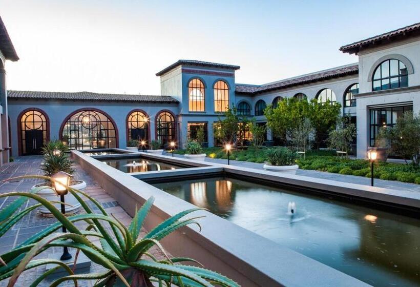 جناح جونيور مزوَّد بشرفة, Santé Wellness Retreat & Spa