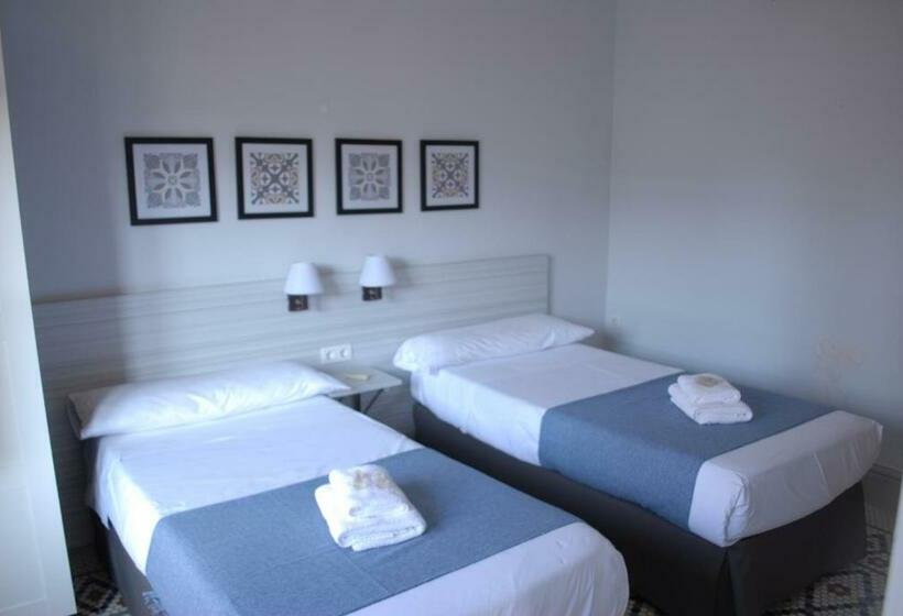 اتاق استاندارد, La Perla Granada Suites
