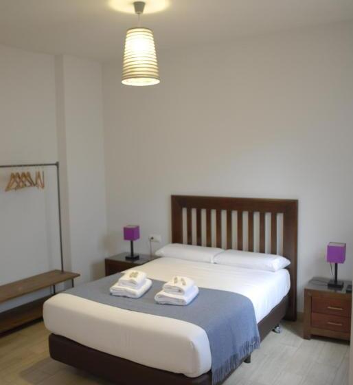 اتاق سوپریور سه تخته, La Perla Granada Suites