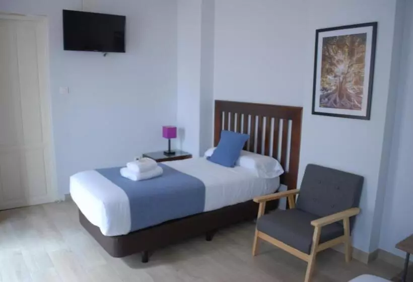 Camera Tripla Superiore, La Perla Granada Suites