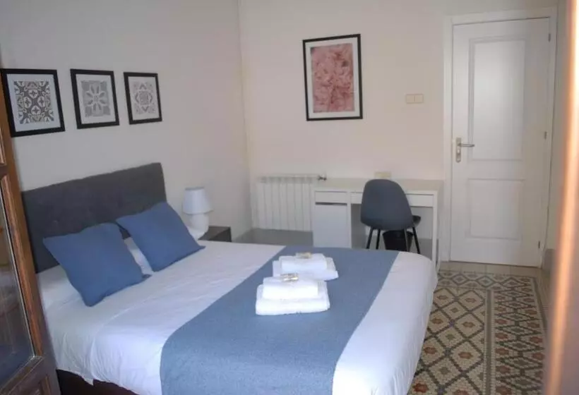 Camera Standard, La Perla Granada Suites