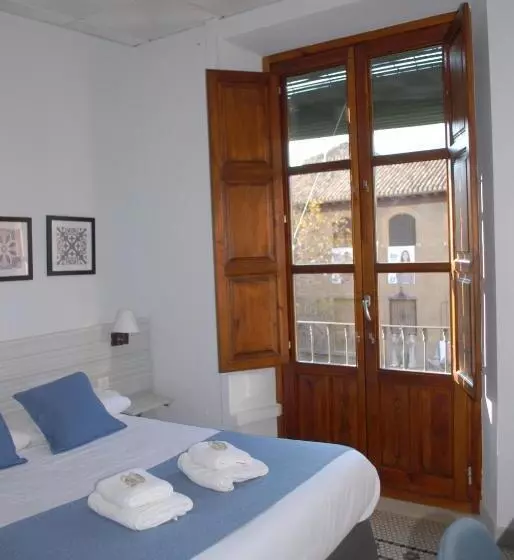 Camera Standard Bagno Esterno, La Perla Granada Suites