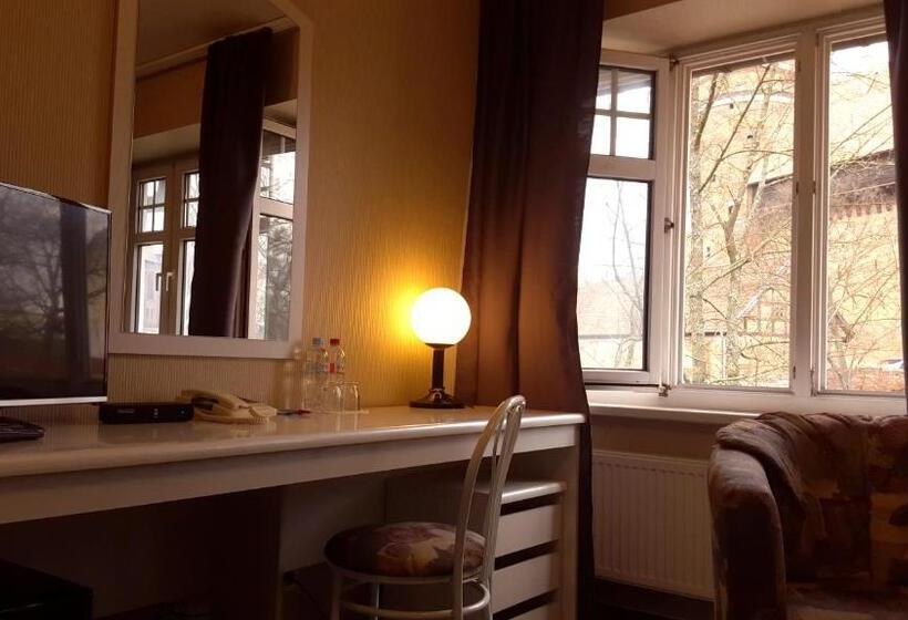 استودیوی استاندارد, Centrum25