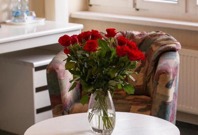 اتاق عادی, Centrum25