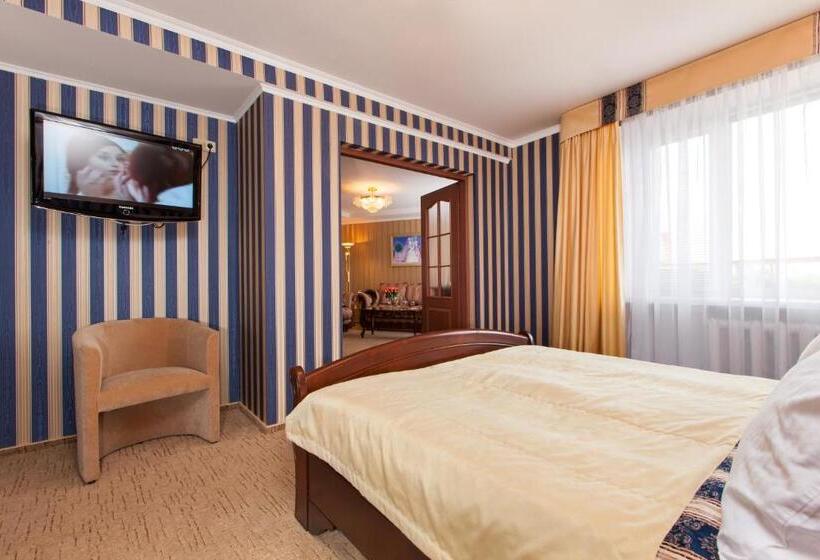 جناح, Conference Hotel Suputnyk