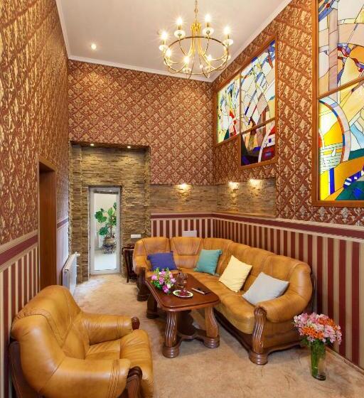 شقة غرفة واحدة, Conference Hotel Suputnyk