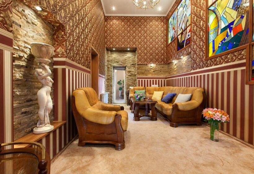 شقة غرفة واحدة, Conference Hotel Suputnyk