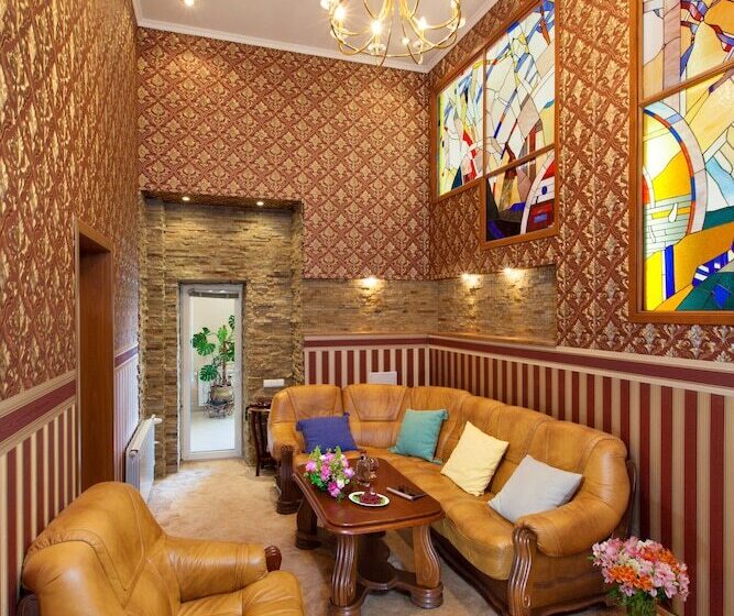 شقة غرفة واحدة, Conference Hotel Suputnyk