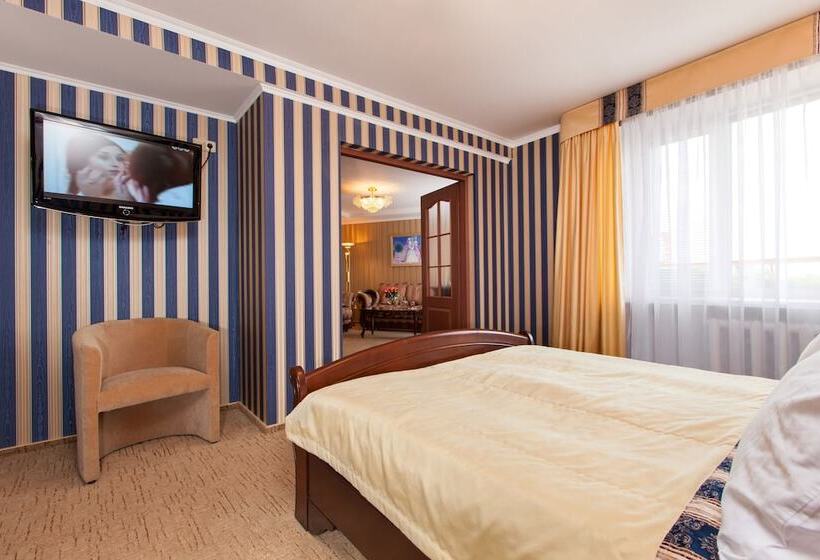 جناح, Conference Hotel Suputnyk