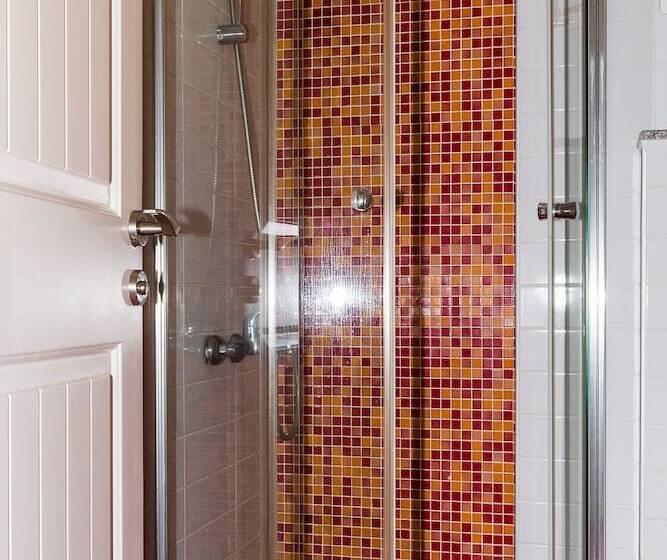 חדר סטנדרט, Eleven