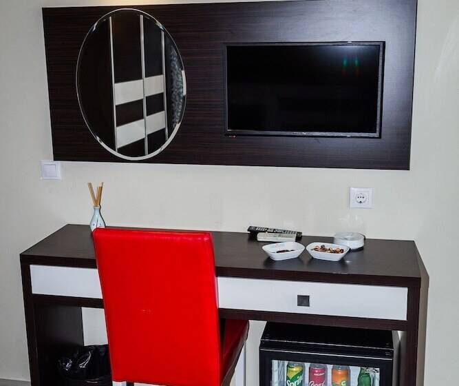 חדר סטנדרט, Eleven