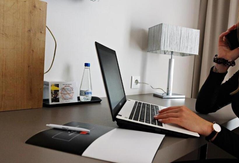 コンフォートルーム, Forza