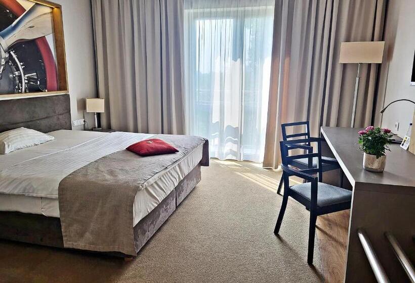 Quarto Comfort, Forza