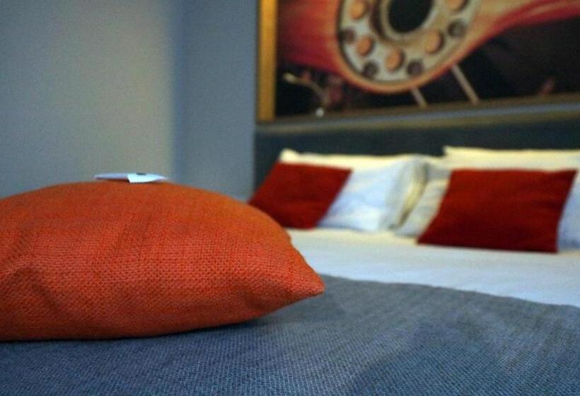 コンフォートルーム, Forza