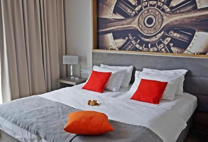 Quarto Comfort, Forza