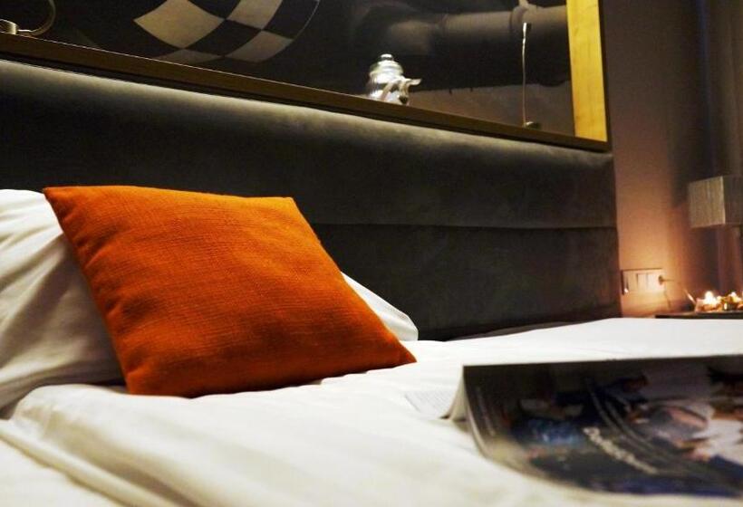 コンフォートルーム, Forza