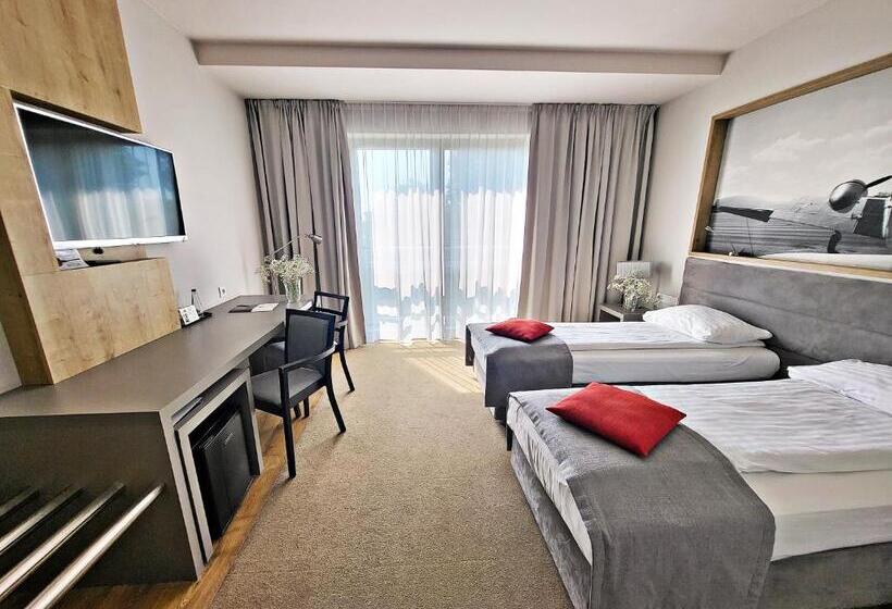 デラックスルーム, Forza