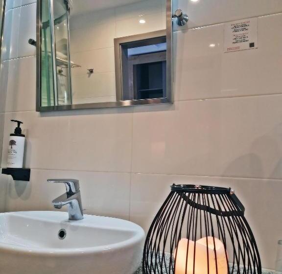 コンフォートルーム, Forza