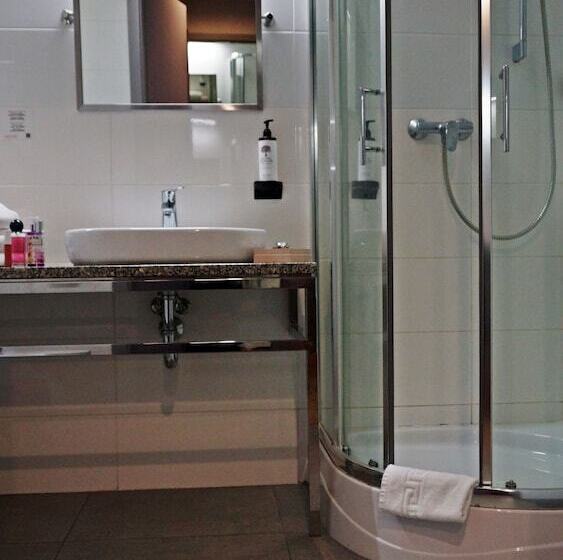 コンフォートルーム, Forza