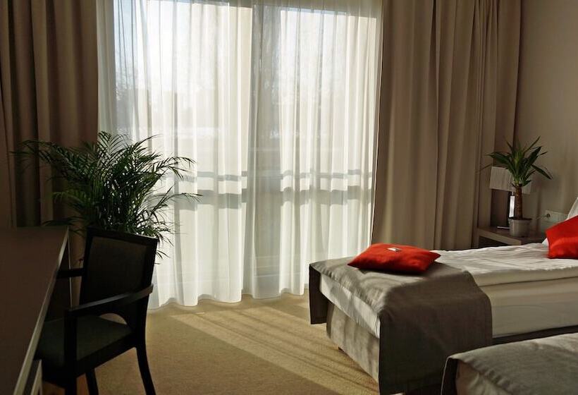 Quarto Comfort, Forza