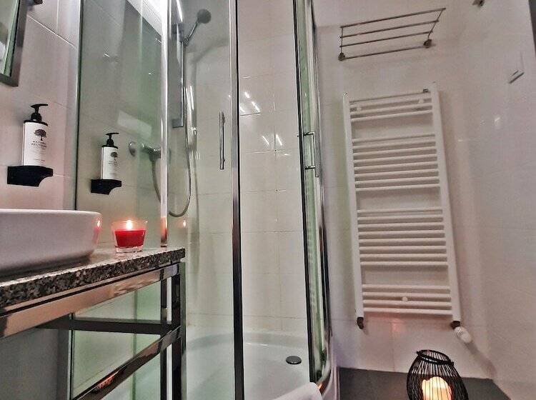 デラックスルーム, Forza