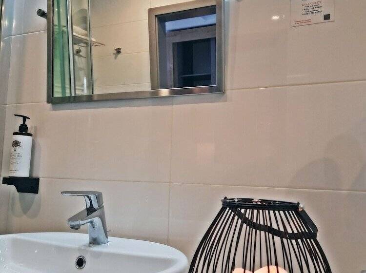 デラックスルーム, Forza