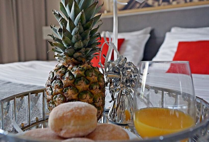 コンフォートルーム, Forza