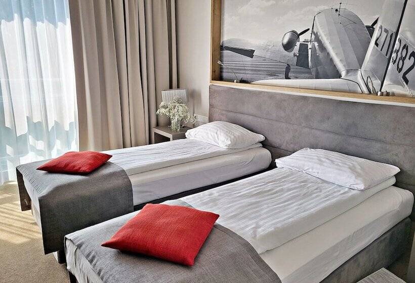 デラックスルーム, Forza