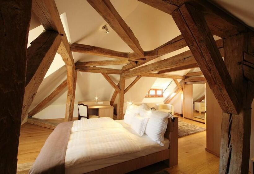 スタンダードルーム, Historia Malomkert