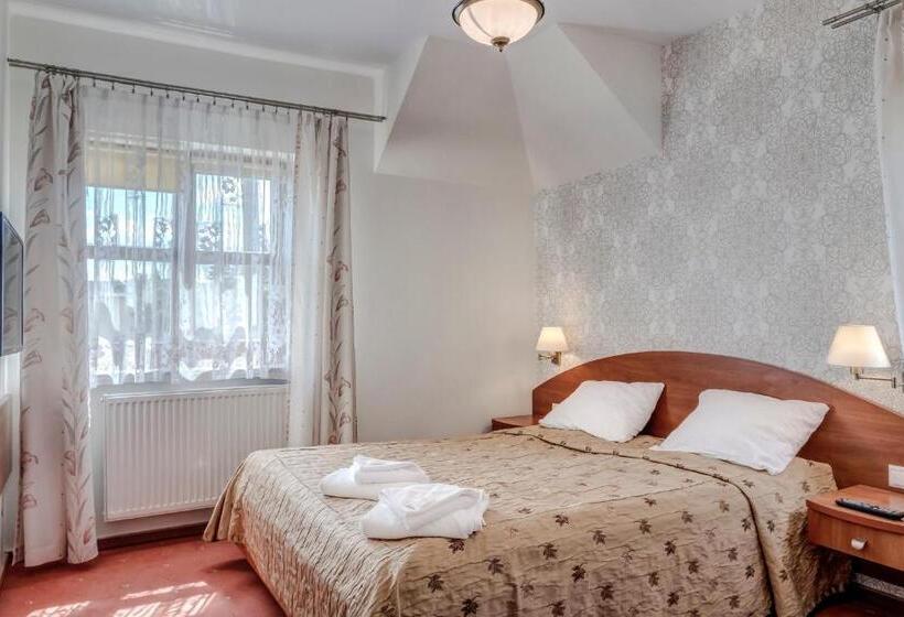 غرفة قياسية, Karczówka