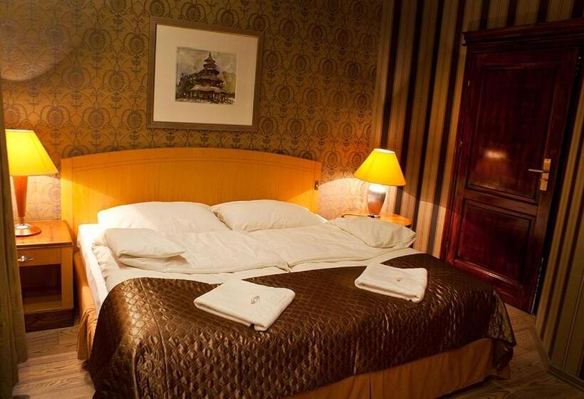 חדר סטנדרט, Mcm Plus