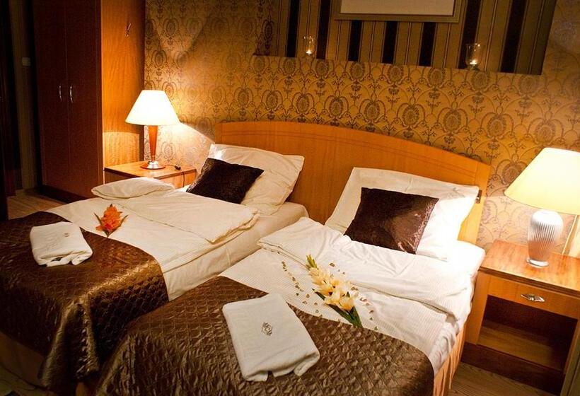 חדר סטנדרט, Mcm Plus