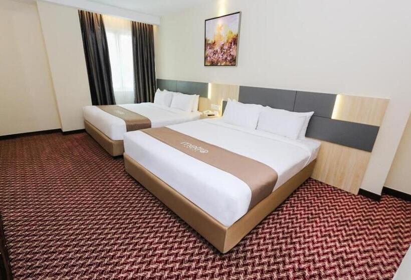 اتاق خانوادگی, Metro