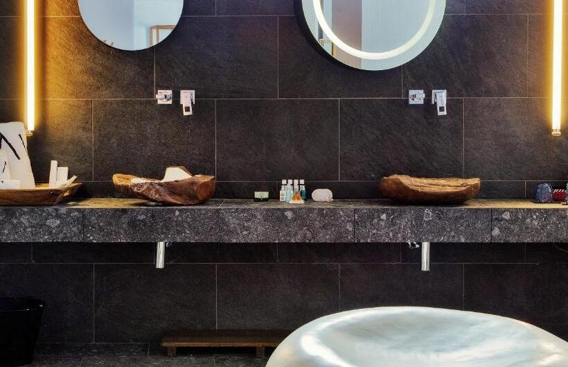 Номер Стандарт Трехместный, Myconian Avaton, A Member Of Design Hotels