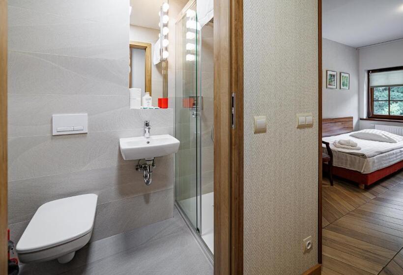 스탠다드 트리플 룸, Leśne Patio