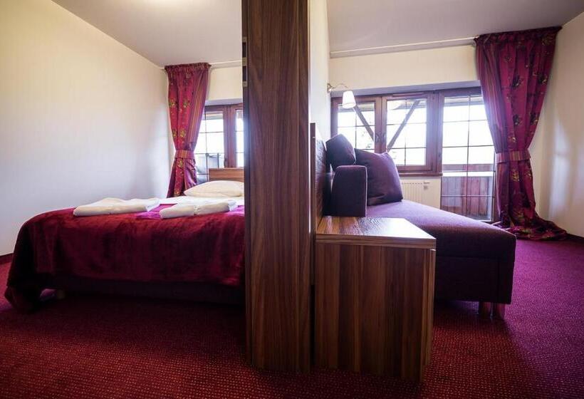 침실 2개 아파트, Leśne Patio